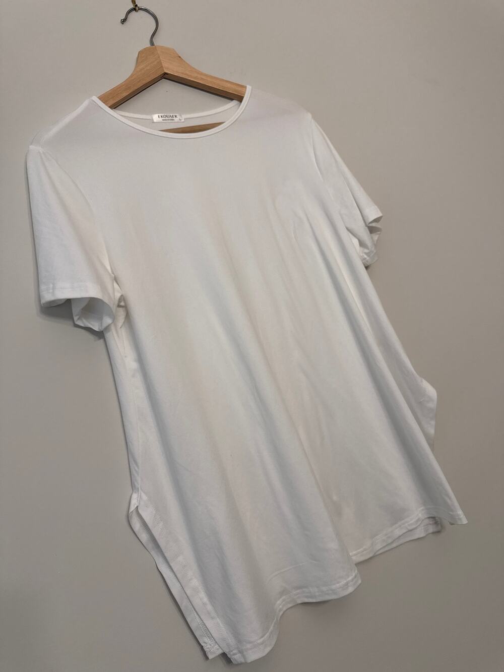 White Basic Maternity Tee – Ekouaer Large